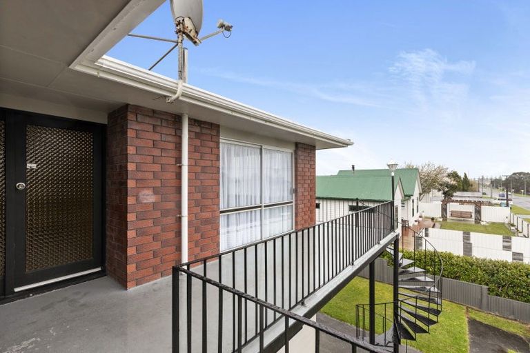 Photo of property in 61 Cracroft Street, Waitara, 4320