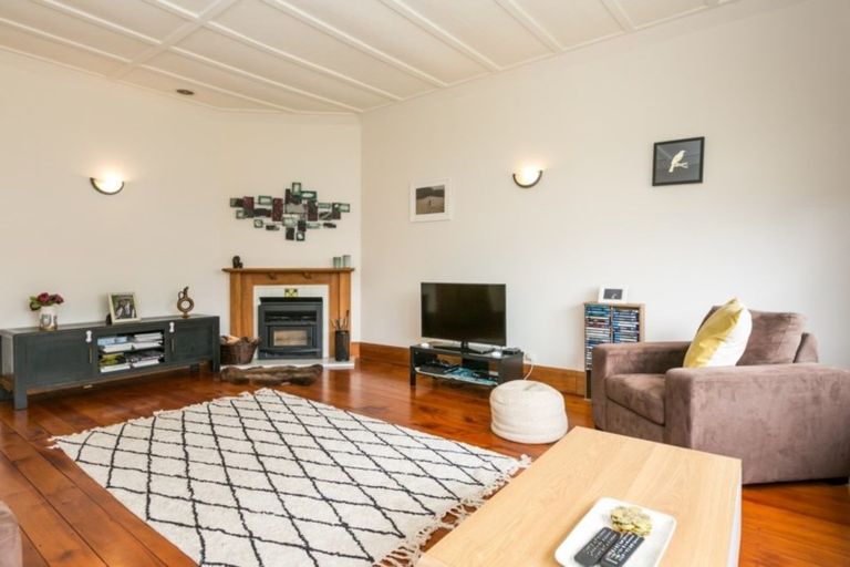 Photo of property in 33 Nelson Crescent, Napier South, Napier, 4110