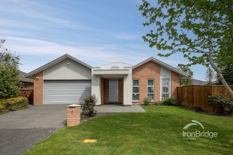 Photo of property in 7 Papawai Drive, Rangiora, 7400