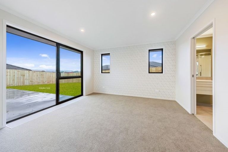 Photo of property in 18 Peter Bourne Drive, Pokeno, 2402