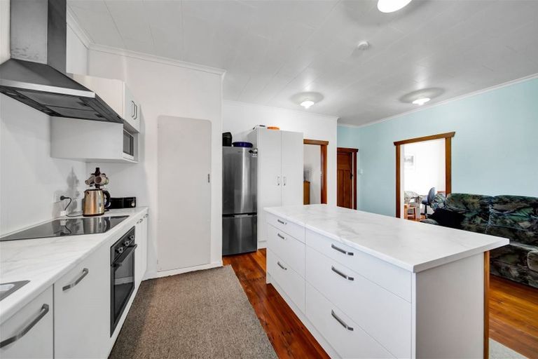 Photo of property in 219a Parklands Avenue, Bell Block, New Plymouth, 4312