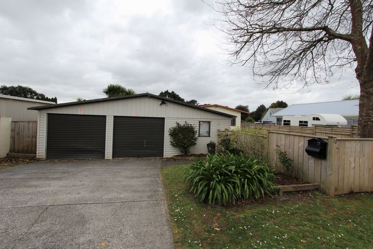 Photo of property in 23 Bluewater Place, Wattle Downs, Auckland, 2103
