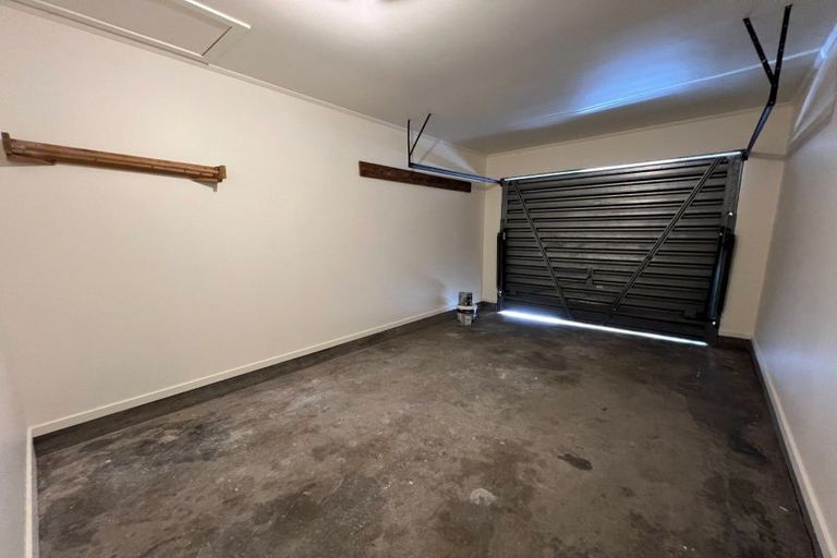Photo of property in 984a Tremaine Avenue, Roslyn, Palmerston North, 4414