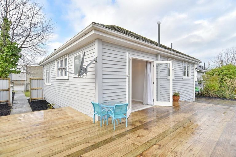 Photo of property in 28 Douglas Road, Amberley, 7410