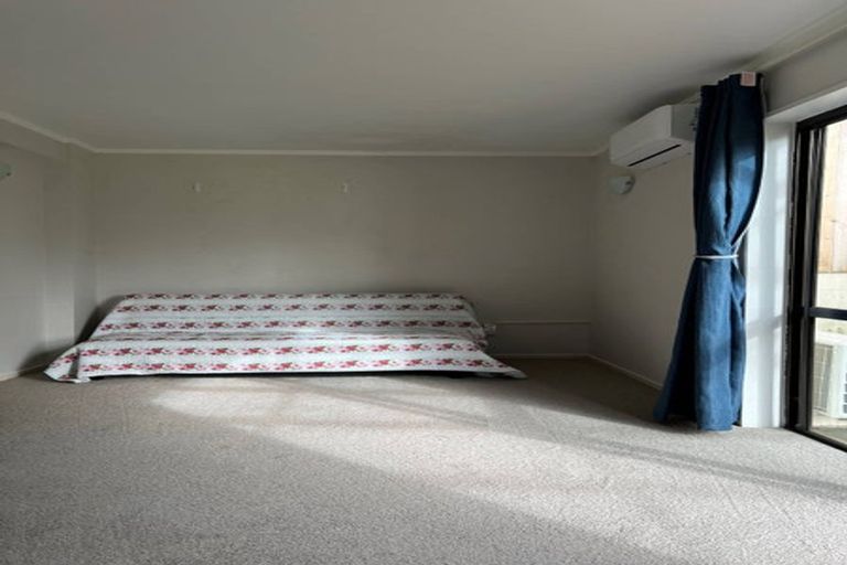 Photo of property in 78 Glencoe Road, Browns Bay, Auckland, 0630