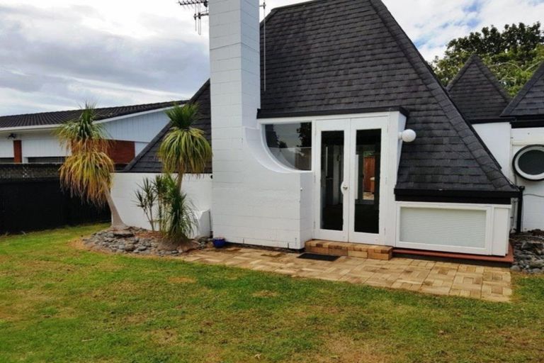 Photo of property in 2 Marnane Terrace, St Andrews, Hamilton, 3200