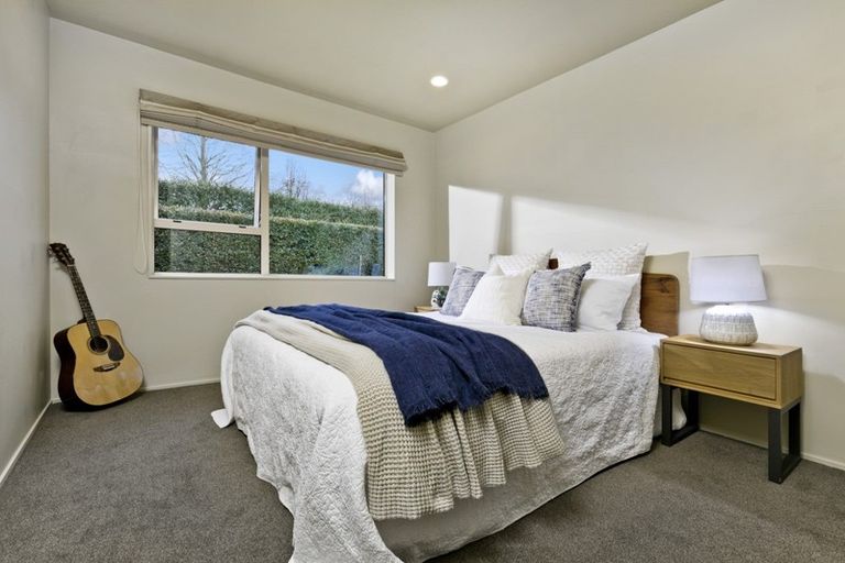 Photo of property in 14 Waipuia Place, Greenhithe, Auckland, 0632