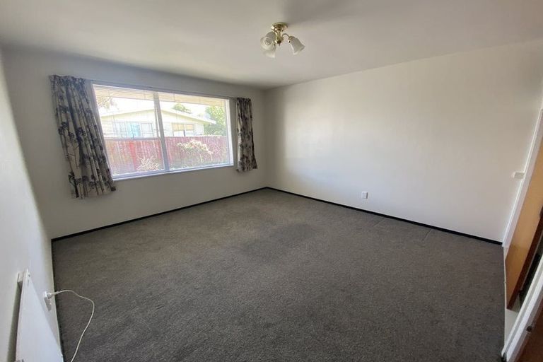 Photo of property in 1/90a Lincoln Road, Hillmorton, Christchurch, 8024