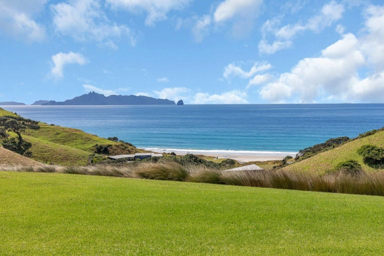 Photo of property in 28 Tangaroa Road, Mangawhai Heads, Mangawhai, 0505