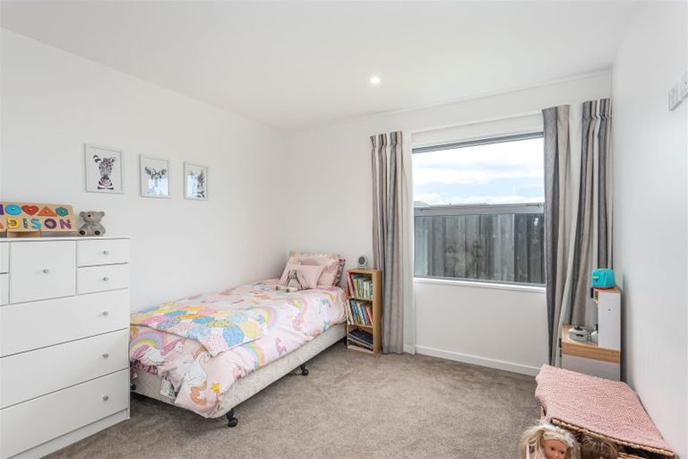 Photo of property in 11 Merino Crescent, Amberley, 7410