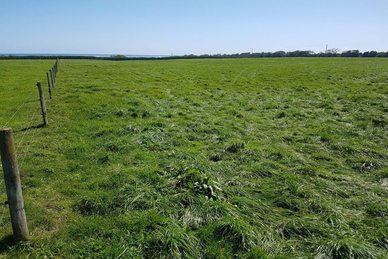 Photo of property in 396 Cape Road, Pungarehu, Opunake, 4685