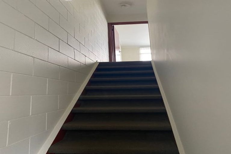 Photo of property in 9 Esplanade Road, Mount Eden, Auckland, 1024