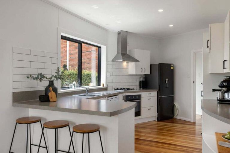 Photo of property in 32 Corrin Street, Melville, Hamilton, 3206