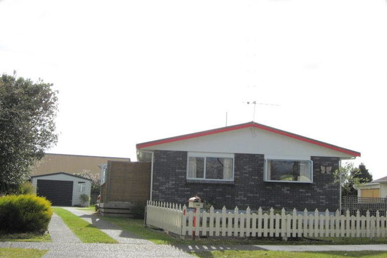Photo of property in 14 Raukura Street, Turangi, 3334