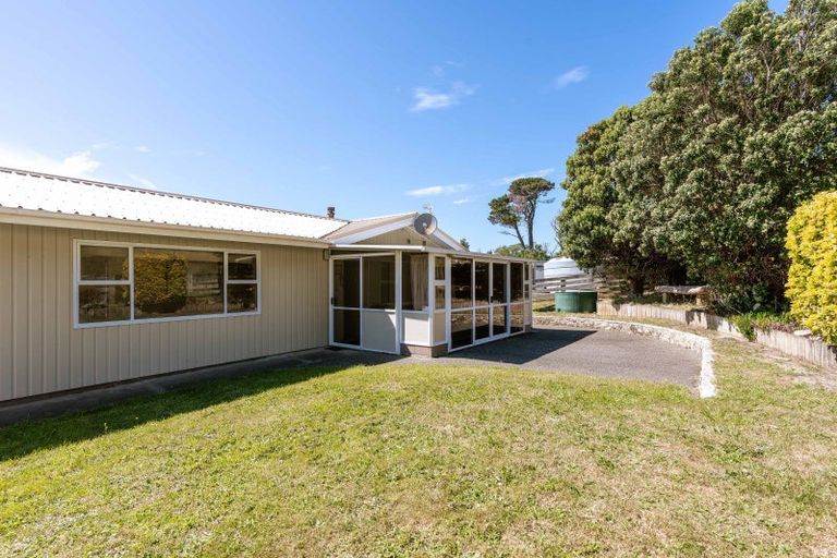 Photo of property in 879 Mataikona Road, Mataikona, Masterton, 5889