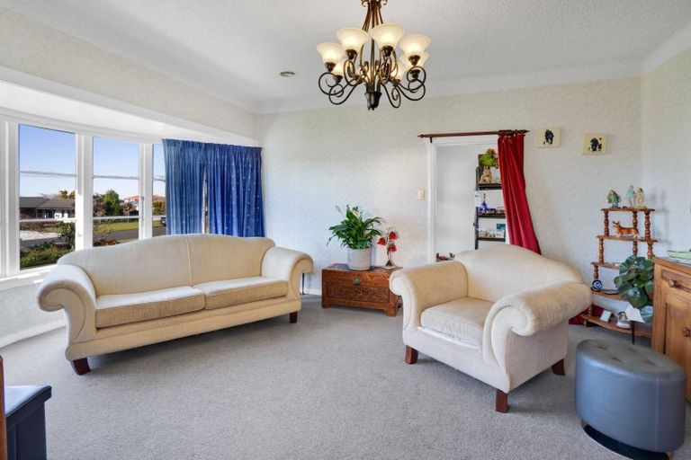 Photo of property in 11 Miranda Street, Stratford, 4332