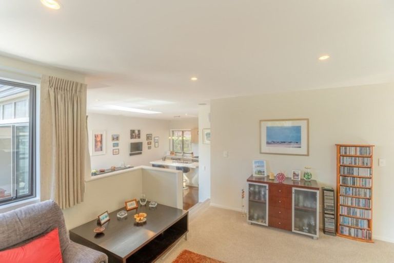 Photo of property in 8 Dusky Crescent, Aotea, Porirua, 5024