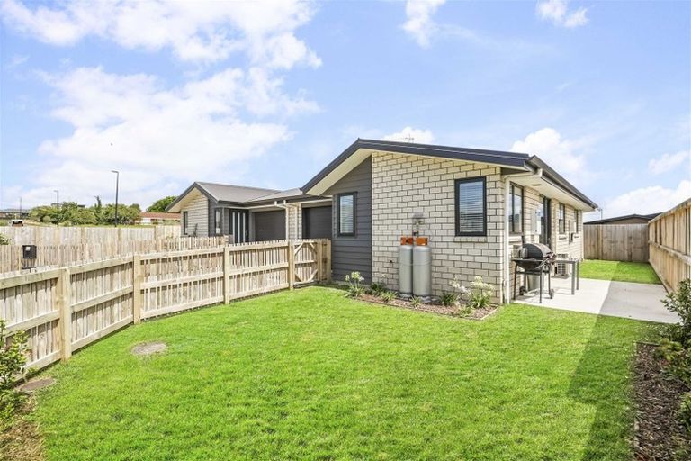 Photo of property in 3 Faber Place, Rototuna North, Hamilton, 3210