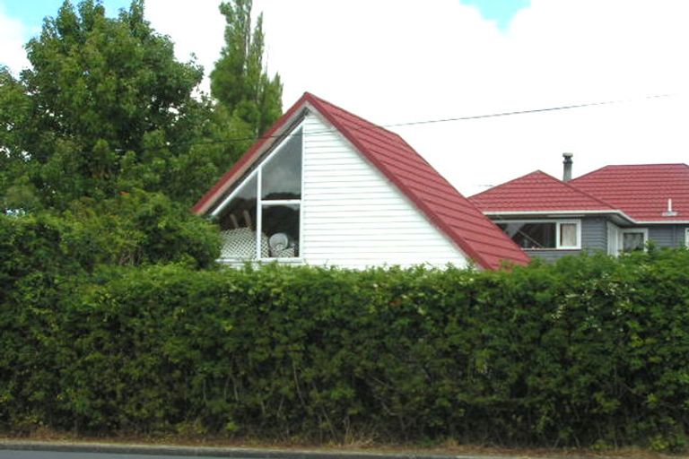 Photo of property in 1/18 Onewa Road, Northcote Point, Auckland, 0627