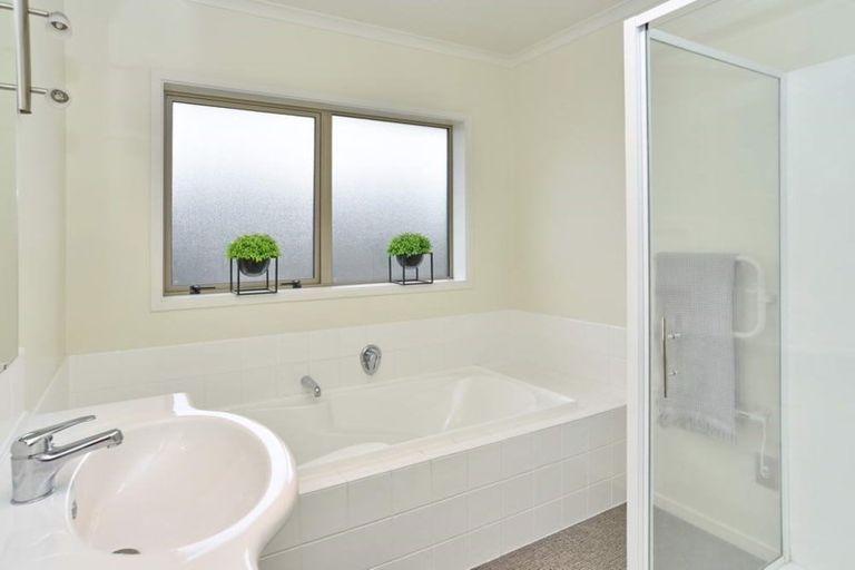 Photo of property in 5 Pipiri Street, Pegasus, 7612