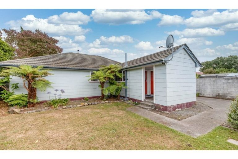 Photo of property in 8 Westcott Street, Dallington, Christchurch, 8061