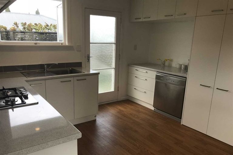 Photo of property in 1/40a Brookside Terrace, Bryndwr, Christchurch, 8053