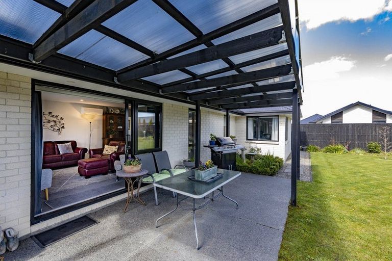 Photo of property in 1 Stratford (pvt) Way, Rangiora, 7400
