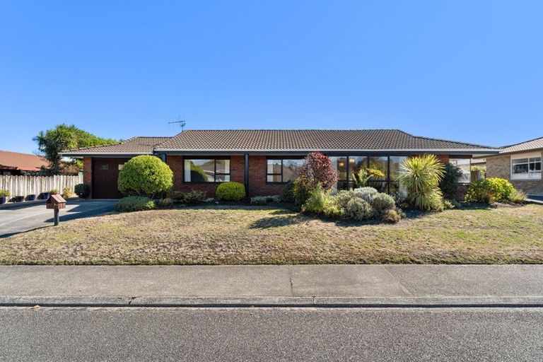 Photo of property in 3b Pinewood Grove, Paraparaumu Beach, Paraparaumu, 5032