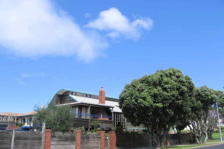 Photo of property in 26 Banks Avenue, Mount Maunganui, 3116