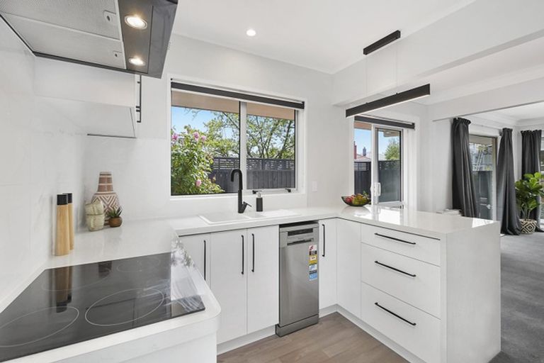 Photo of property in 38a Blair Avenue, Papanui, Christchurch, 8053