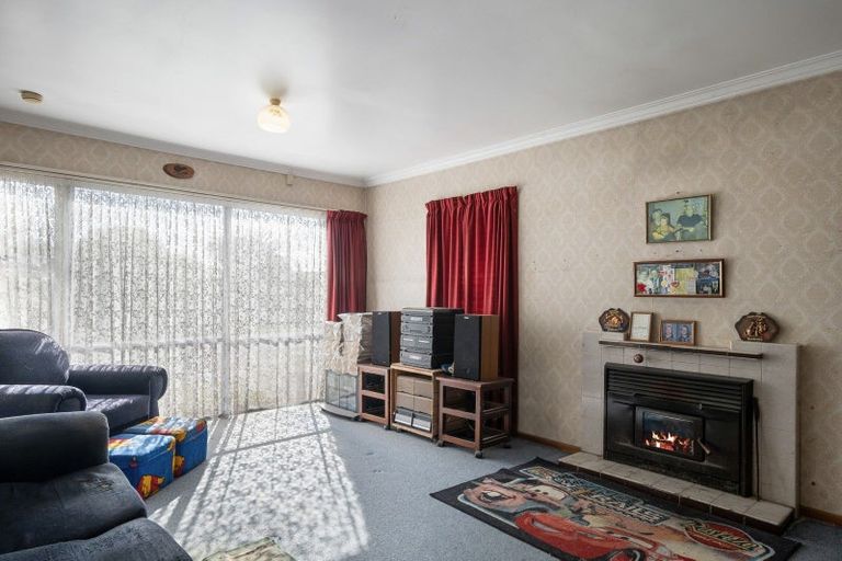 Photo of property in 22 Heather Street, Levin, 5510