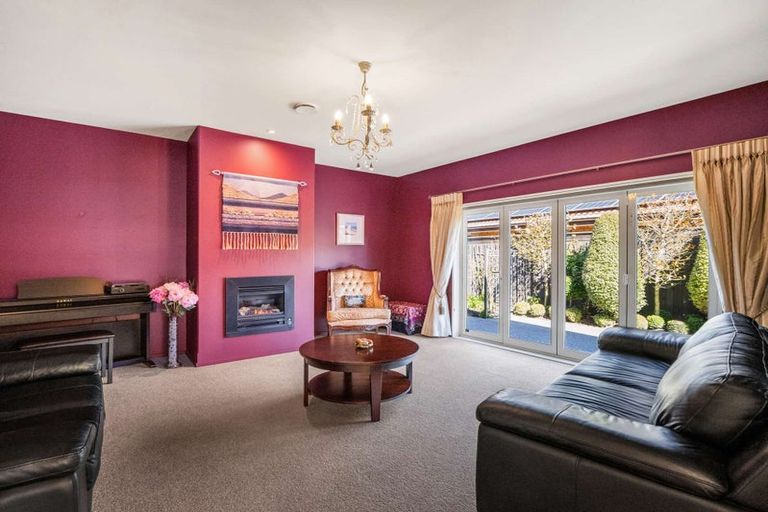 Photo of property in 6 Ascot Place, Rangiora, 7400