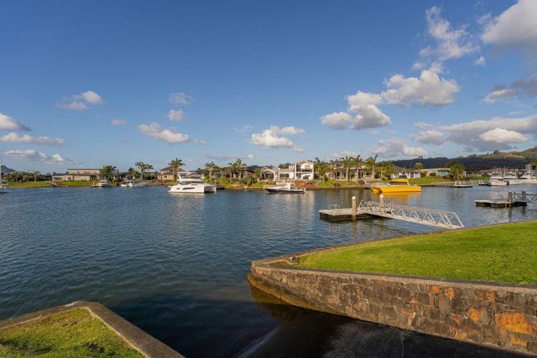 Photo of property in 32 Arawa Lane, Whitianga, 3510