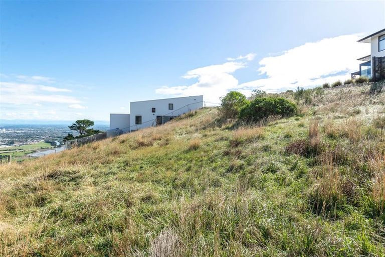 Photo of property in 11 Parkridge Place, Mount Pleasant, Christchurch, 8081