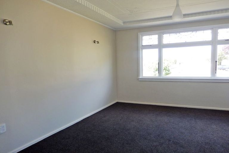 Photo of property in 32 Balmoral Street, Oamaru North, Oamaru, 9400