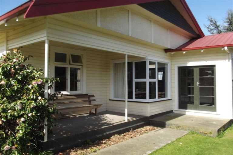 Photo of property in 48 Allan Street, Waimate, 7924