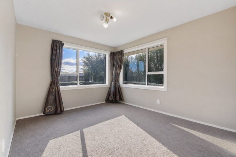 Photo of property in 15 Ebony Street, Bishopdale, Christchurch, 8053