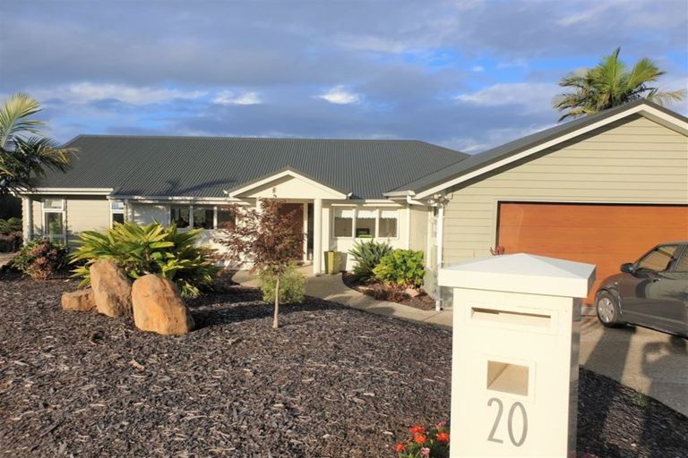 Photo of property in 20 Alderton Drive, Kerikeri, 0230