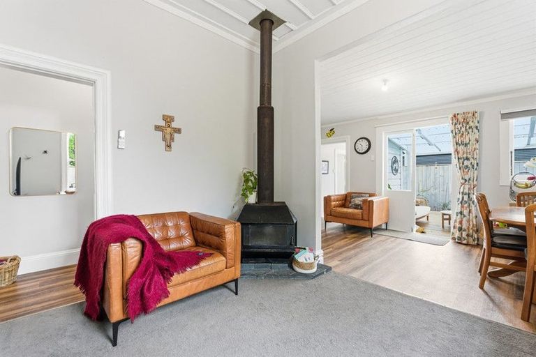 Photo of property in 16 Spier Street, Aramoho, Whanganui, 4500
