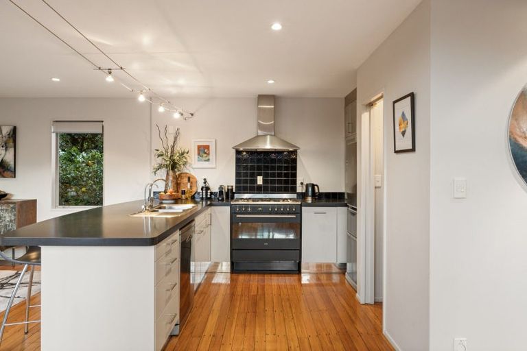 Photo of property in 4 Sabana Place, Bethlehem, Tauranga, 3110