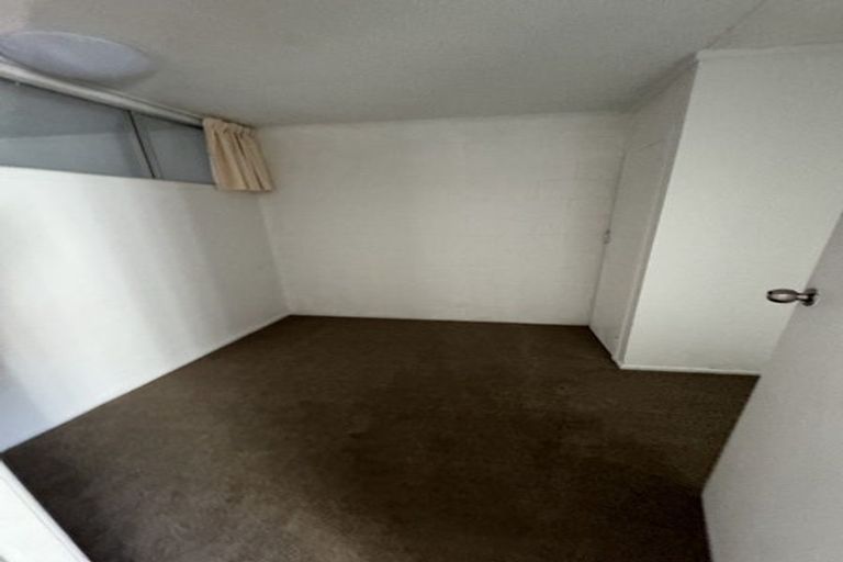 Photo of property in 4/3 Tralee Place, Hillcrest, Hamilton, 3216