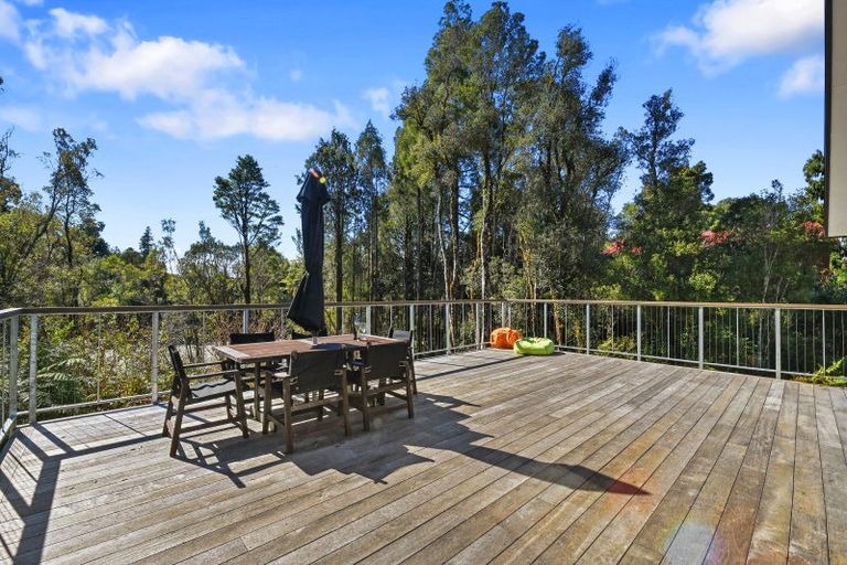 Photo of property in 11 Brownlee Drive, Moana, 7872