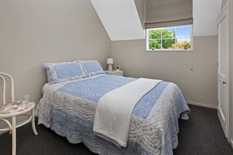 Photo of property in 1/244 Memorial Avenue, Burnside, Christchurch, 8053