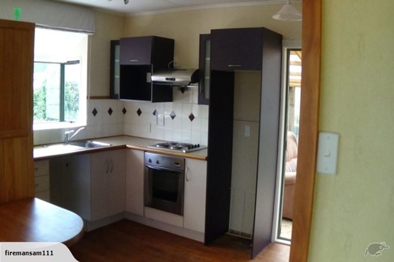 Photo of property in 17 Runuku Grove, Turangi, 3334