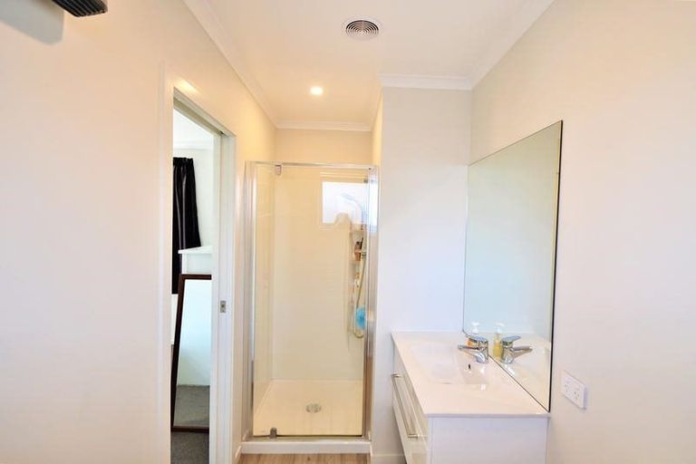 Photo of property in 11 Phoenix Place, Cromwell, 9310