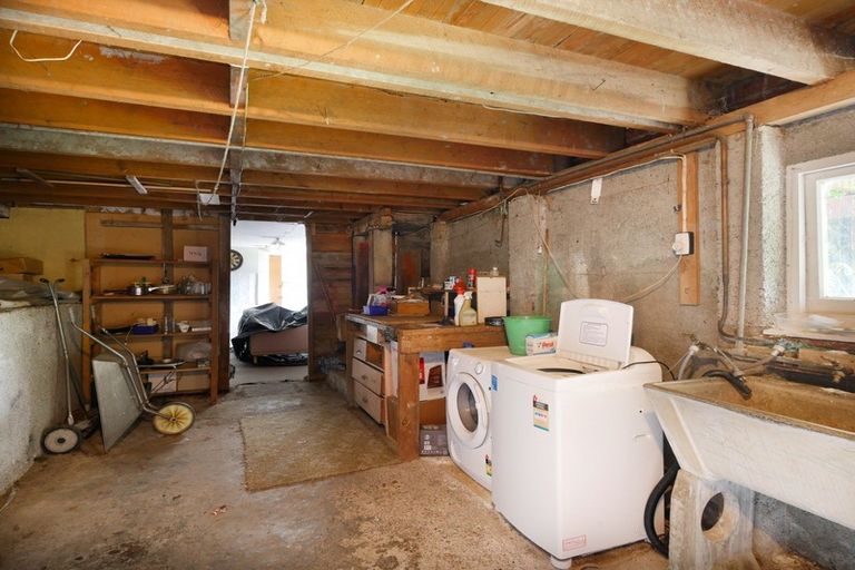 Photo of property in 95 Hocken Street, Kenmure, Dunedin, 9011