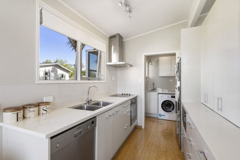 Photo of property in 4 Edgar Pearce Place, Howick, Auckland, 2014