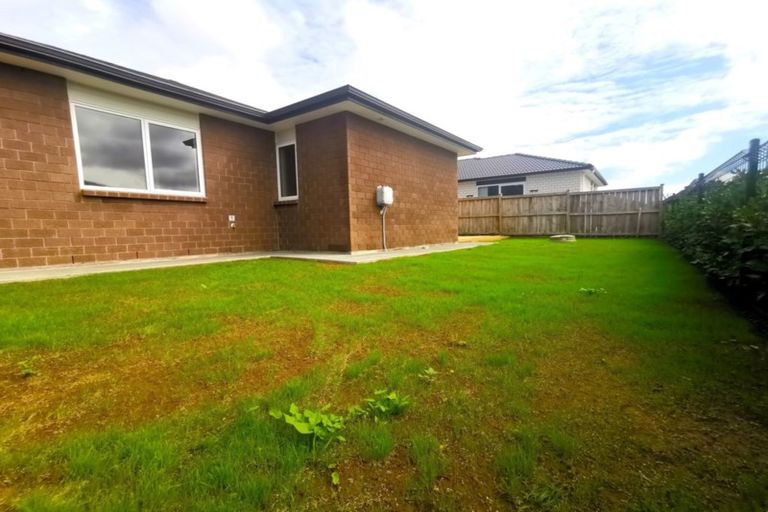 Photo of property in 69 Nobilo Road, Kumeu, 0810
