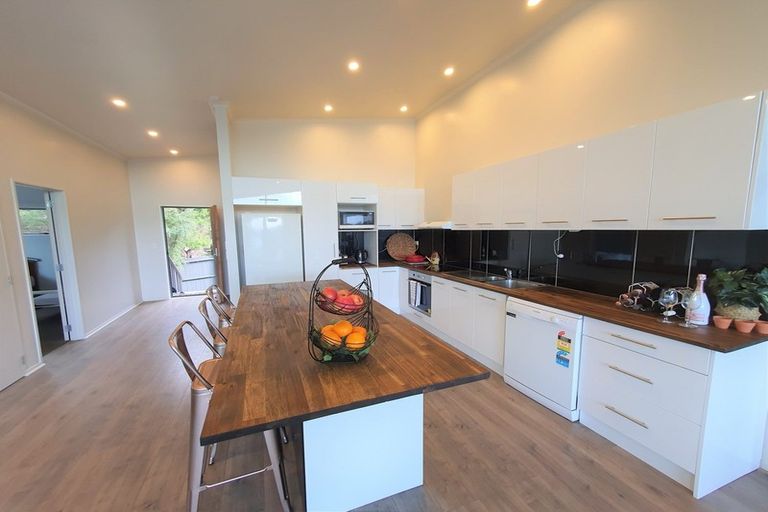 Photo of property in 16 Wilson Avenue, Kawau Island, 0920