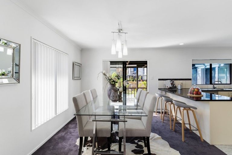 Photo of property in 8 Lowburn Place, Clover Park, Auckland, 2019